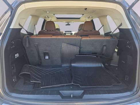 Used 2019 Subaru Ascent Touring AWD/4WD image 37