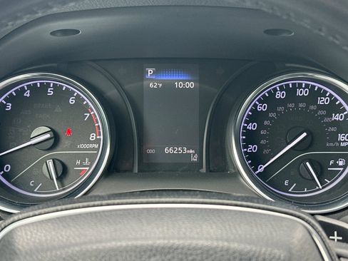 Used 2019 Toyota Camry SE FWD image 27