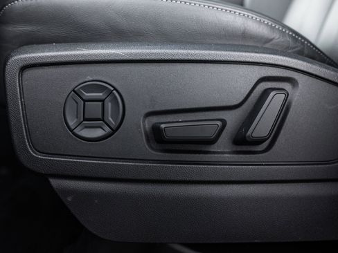 Certified 2025 Audi Q5 Premium Plus w/ Premium Plus image 13