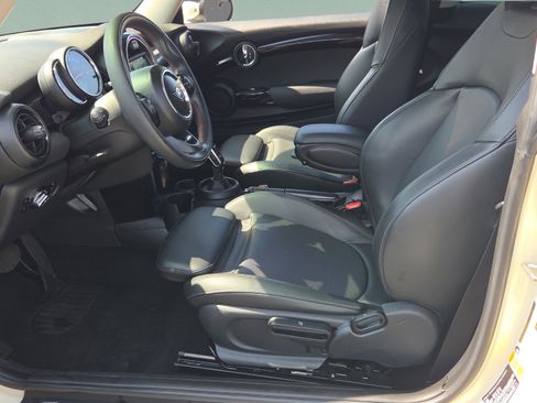 Used 2020 MINI Cooper S image 12