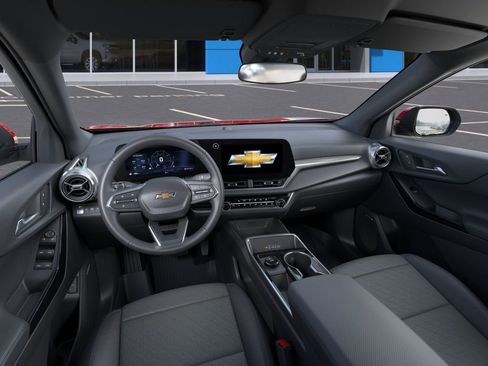 New 2026 Chevrolet Equinox LT w/ Convenience Package II AWD/4WD image 15