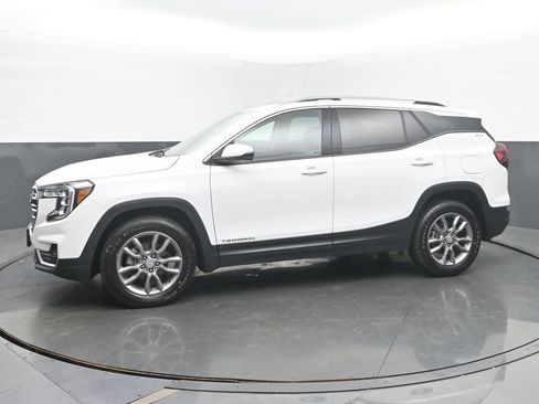 Used 2022 GMC Terrain SLT AWD/4WD image 2