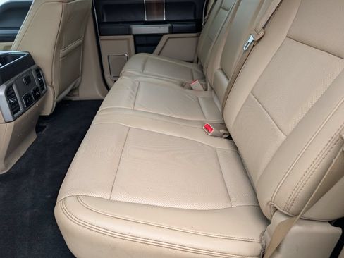 Used 2017 Ford F150 Lariat AWD/4WD image 10