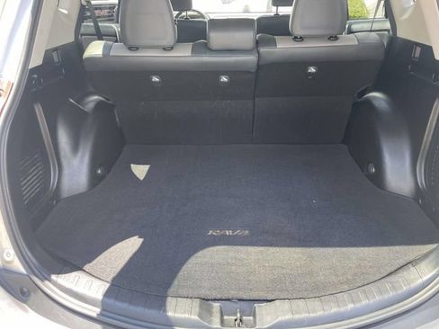 Used 2015 Toyota RAV4 Limited AWD/4WD image 9