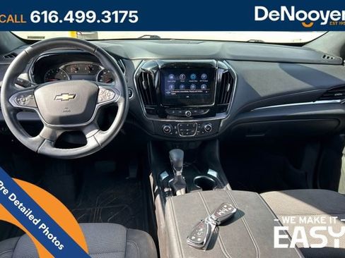 Used 2023 Chevrolet Traverse LT w/ LPO, Floor Liner Package AWD/4WD image 8