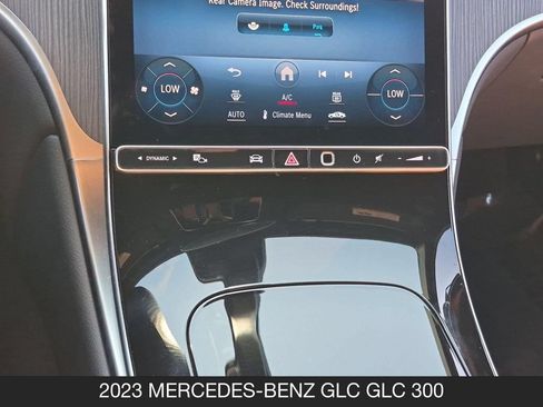 Used 2023 Mercedes-Benz GLC 300 image 23