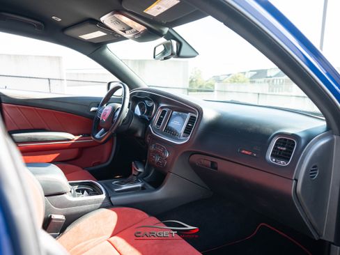 Used 2021 Dodge Charger Scat Pack w/ Dynamics Package RWD image 15