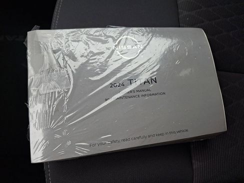 Certified 2024 Nissan Titan SV w/ SV Convenience Package image 25