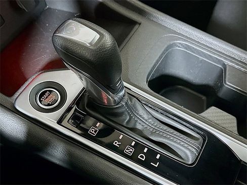 Used 2023 Nissan Sentra SV image 17