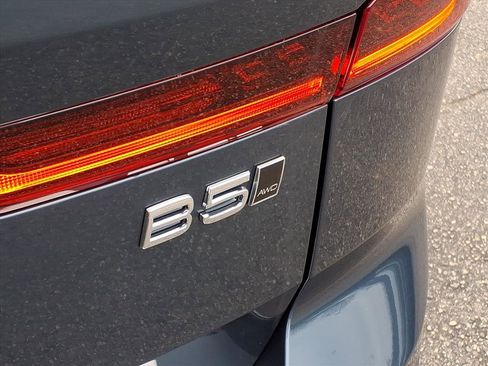 New 2026 Volvo XC60 B5 Ultra w/ Protection Package Premier image 6