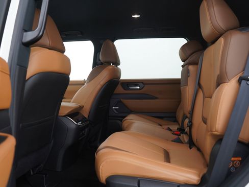 Certified 2025 Nissan Armada SL AWD/4WD image 20