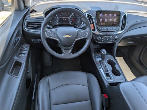 Used 2020 Chevrolet Equinox Premier AWD/4WD image 8