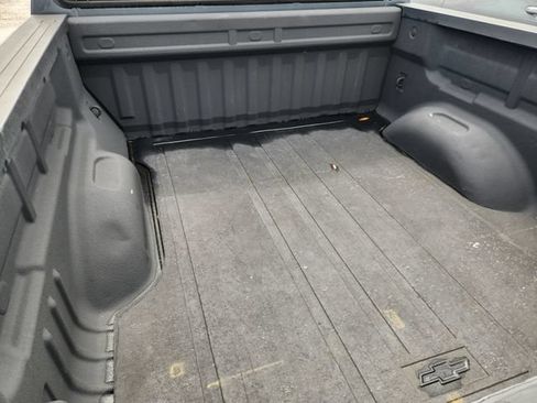 Used 2017 Chevrolet Colorado Z71 RWD image 9