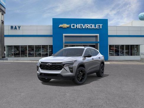 New 2026 Chevrolet Trax LT FWD image 8