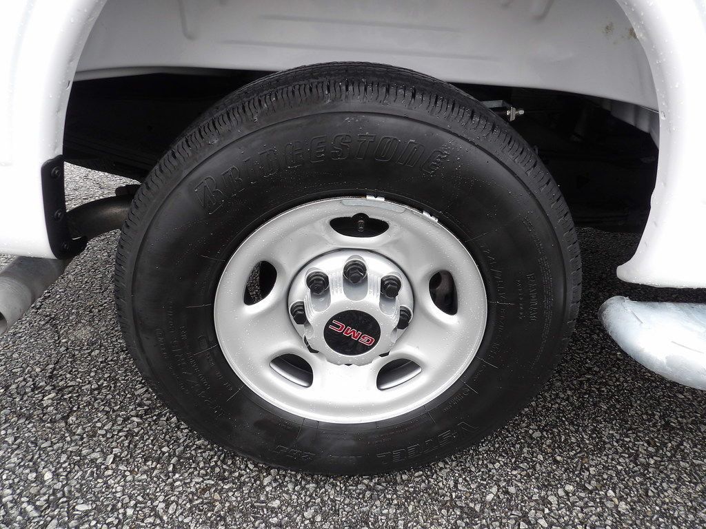 Used 2025 GMC Savana 2500 w/ Driver Convenience Package RWD image 55