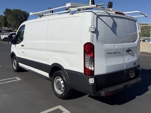 Used 2017 Ford Transit 150 130 Low Roof RWD image 5