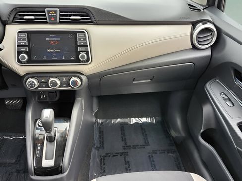Used 2020 Nissan Versa SV image 14