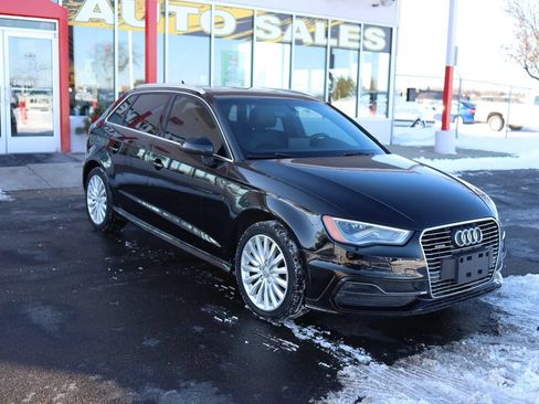 Used 2016 Audi A3 e-tron Premium Plus w/ Premium Plus Package FWD image 3