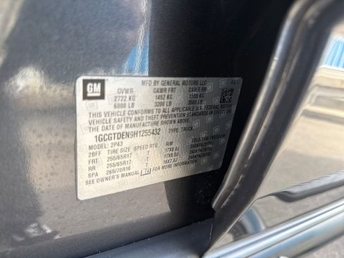 Used 2017 Chevrolet Colorado Z71 image 29