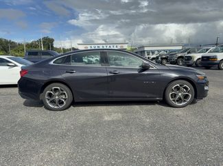 Used 2023 Chevrolet Malibu LT image 1