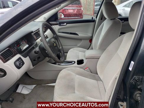 Used 2015 Chevrolet Impala LT w/ LT Sunroof Package image 14