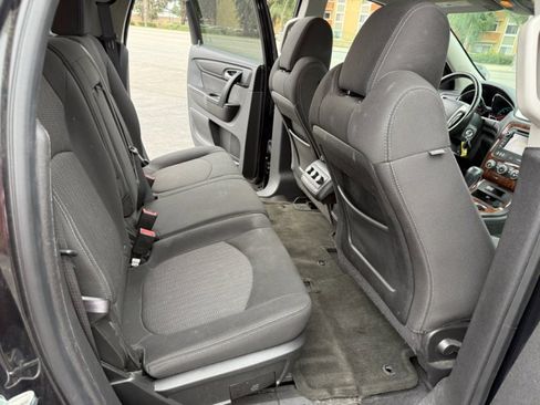 Used 2013 Chevrolet Traverse LT image 16