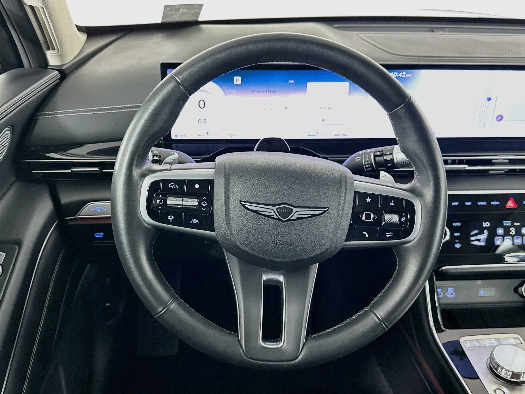 Used 2025 Genesis GV80 2.5T Standard AWD/4WD image 18