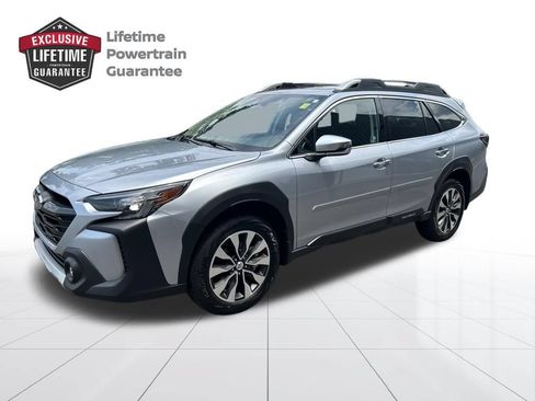 Used 2025 Subaru Outback Touring XT w/ Popular Package #2 AWD/4WD image 1