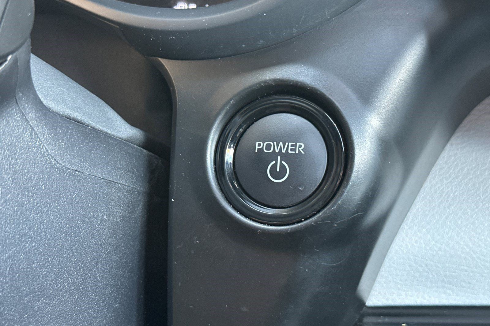 Used 2026 Toyota Sienna XLE FWD image 16