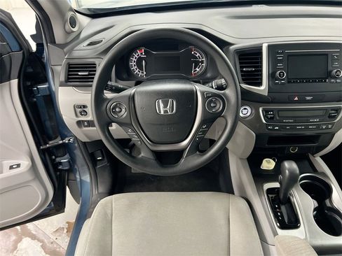 Used 2017 Honda Pilot LX image 19