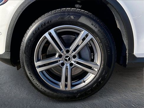 Used 2022 Mercedes-Benz GLC 300 image 11