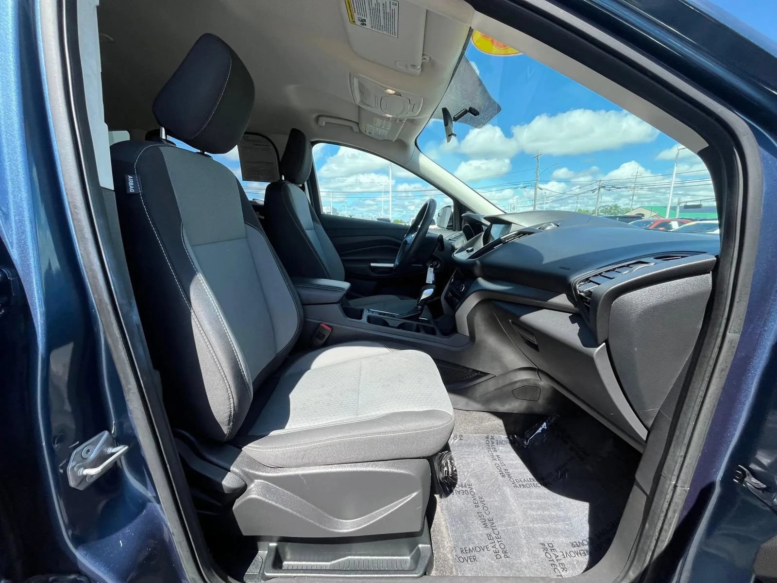 Used 2018 Ford Escape SE w/ SE Sync 3 Package AWD/4WD image 24
