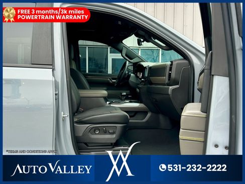 Used 2024 Chevrolet Silverado 1500 ZR2 w/ Technology Package image 20