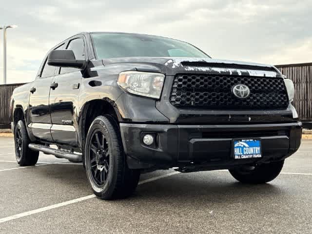 Used 2021 Toyota Tundra SR5 w/ SR5 Leather Package AWD/4WD image 10