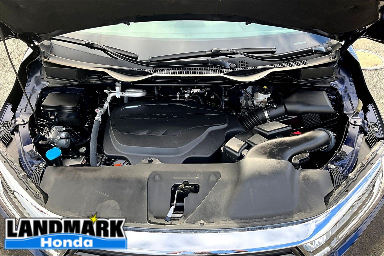 Used 2024 Honda Odyssey Touring image 9