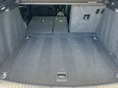 Certified 2023 Porsche Macan AWD/4WD image 15