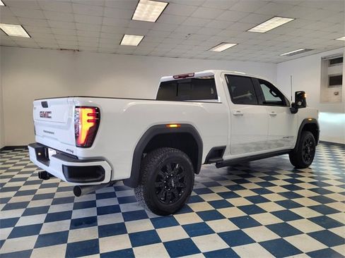 New 2026 GMC Sierra 2500 AT4 w/ AT4 Premium Plus Package image 7