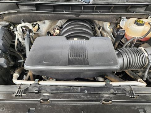 Used 2023 GMC Yukon AT4 AWD/4WD image 37