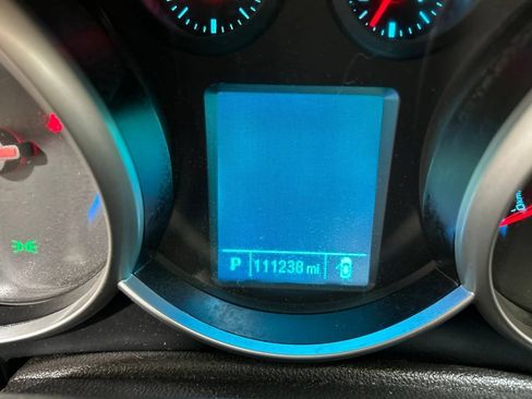 Used 2014 Chevrolet Cruze LS FWD image 28