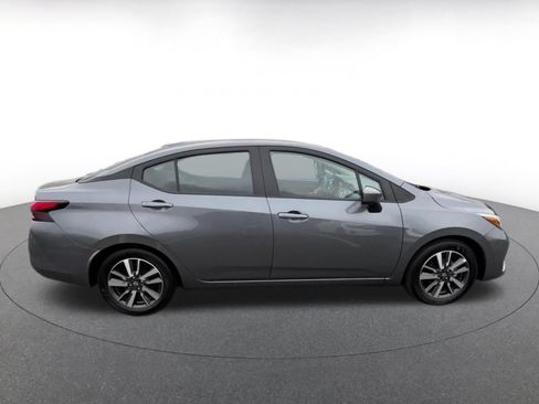 Used 2025 Nissan Versa SV FWD image 16