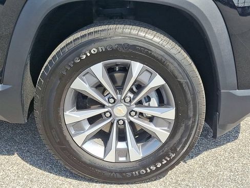Certified 2026 Chevrolet Equinox LT FWD image 8