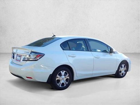Used 2013 Honda Civic Hybrid Sedan image 4