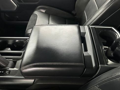 Used 2022 Ford F150 Raptor w/ Raptor 37 Performance Package AWD/4WD image 18