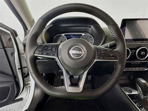 Certified 2025 Nissan Sentra SR image 11