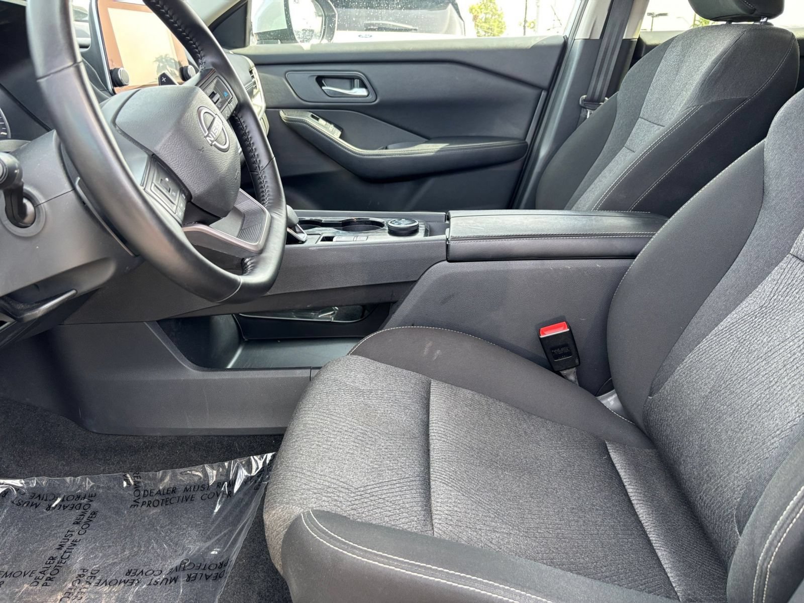 Used 2025 Nissan Rogue SV AWD/4WD image 28