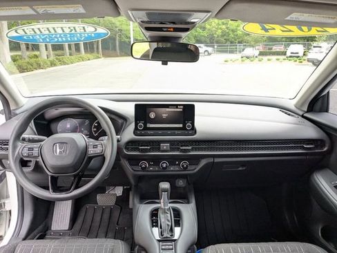 Certified 2024 Honda HR-V LX image 14