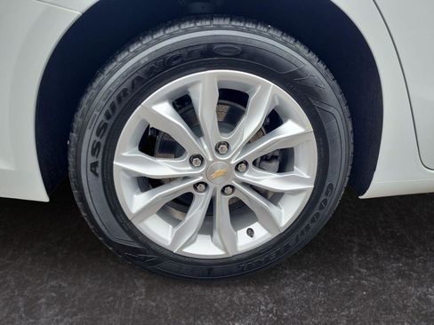 Used 2024 Chevrolet Malibu LT image 15