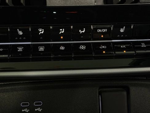 Used 2025 Honda Prologue Touring image 18