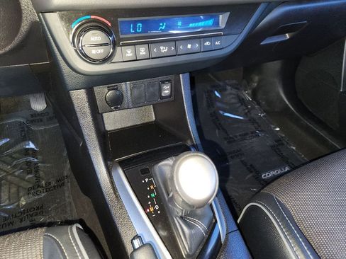 Used 2016 Toyota Corolla S image 20