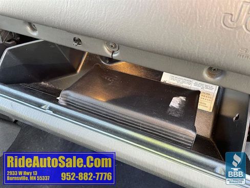 Used 2004 Jeep Grand Cherokee Laredo w/ Convenience Group image 34